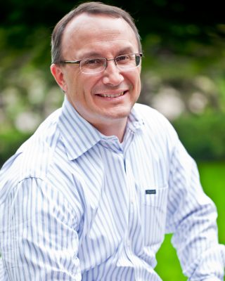Portrait: Jon Balousek