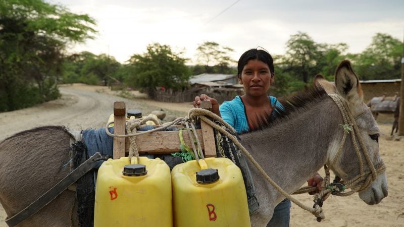 safe-water_peru_collecting-water-with-donkey